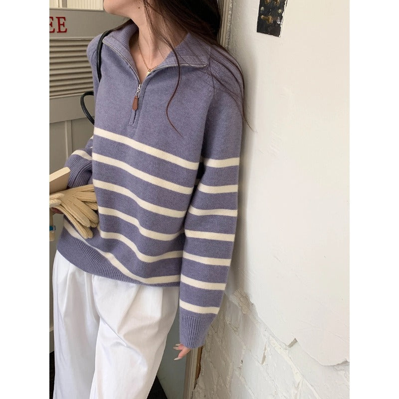 Women's sweater with zipper and stripe pattern
