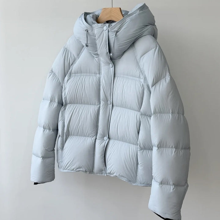 Short women's down jacket, 90% white duck down