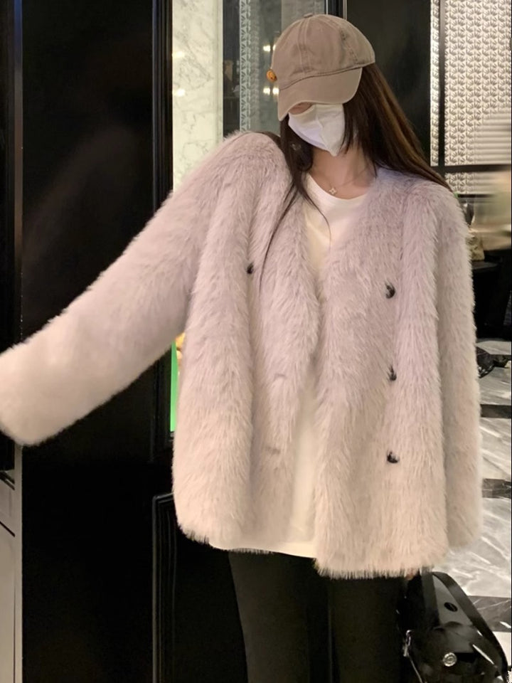 Women's faux fur jacket with V-neck, loose fit