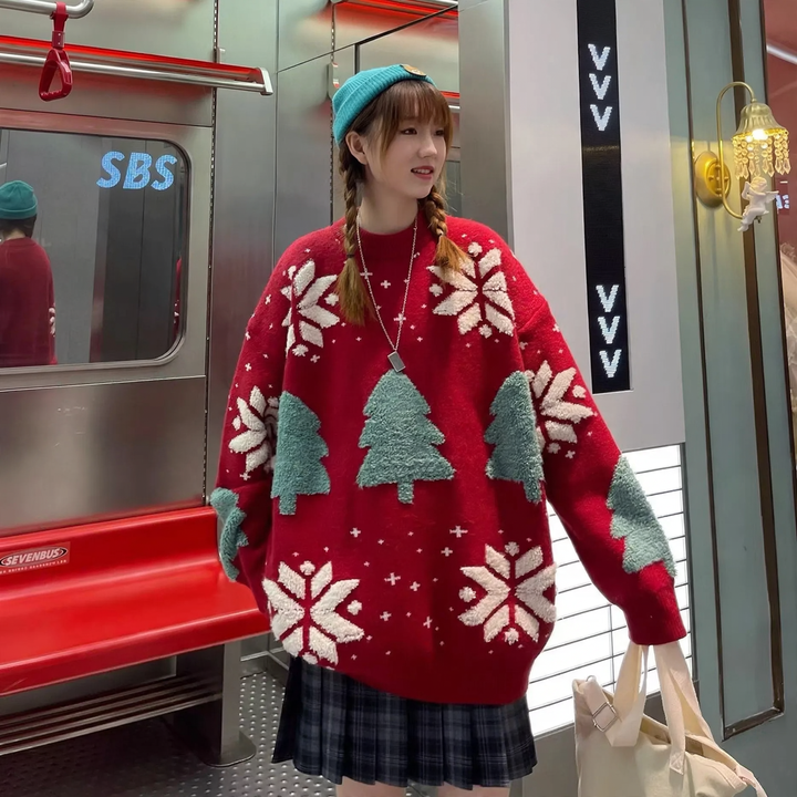 Loose Christmas knit sweater with reindeer motif