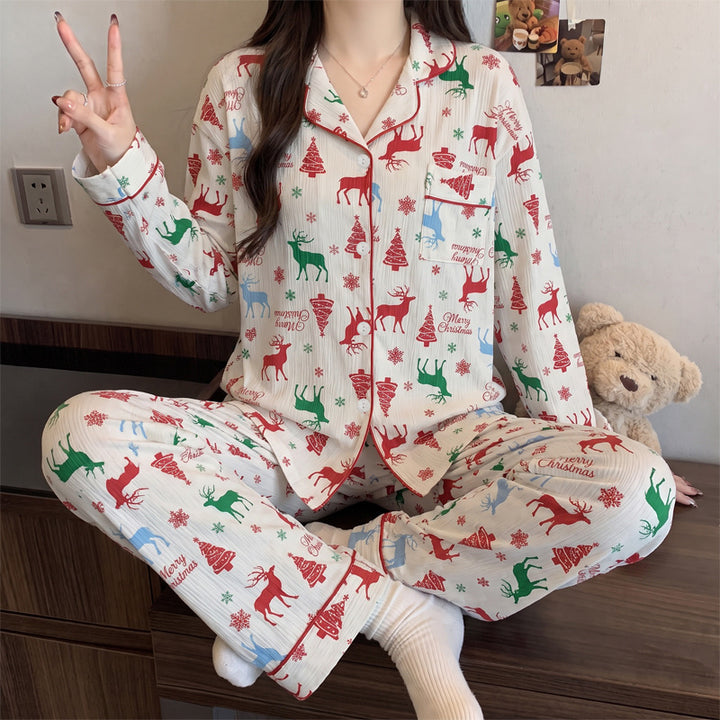 Women's pajamas, long-sleeved, with deer print