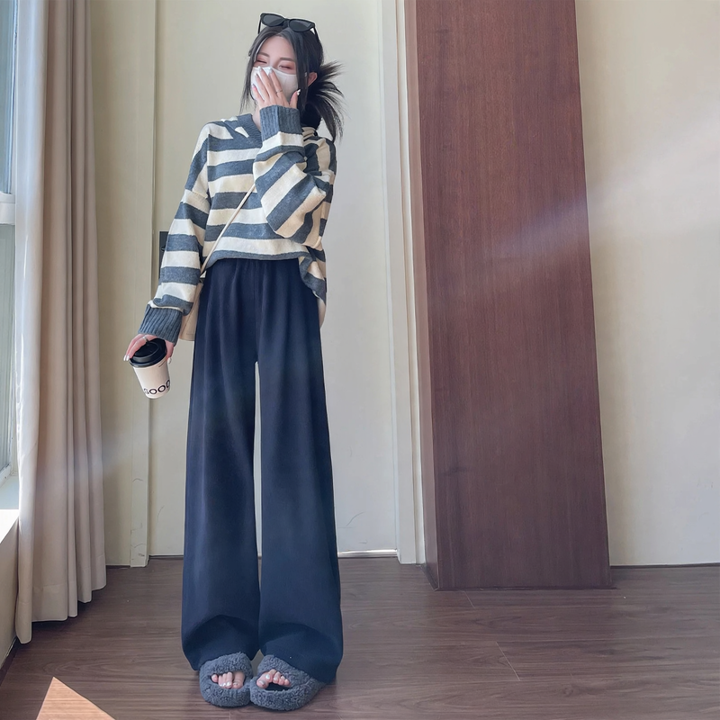 Padded corduroy knitted trousers with high waist