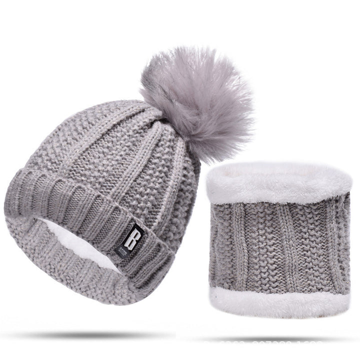 Knitted hat and scarf set, lined, for autumn and winter