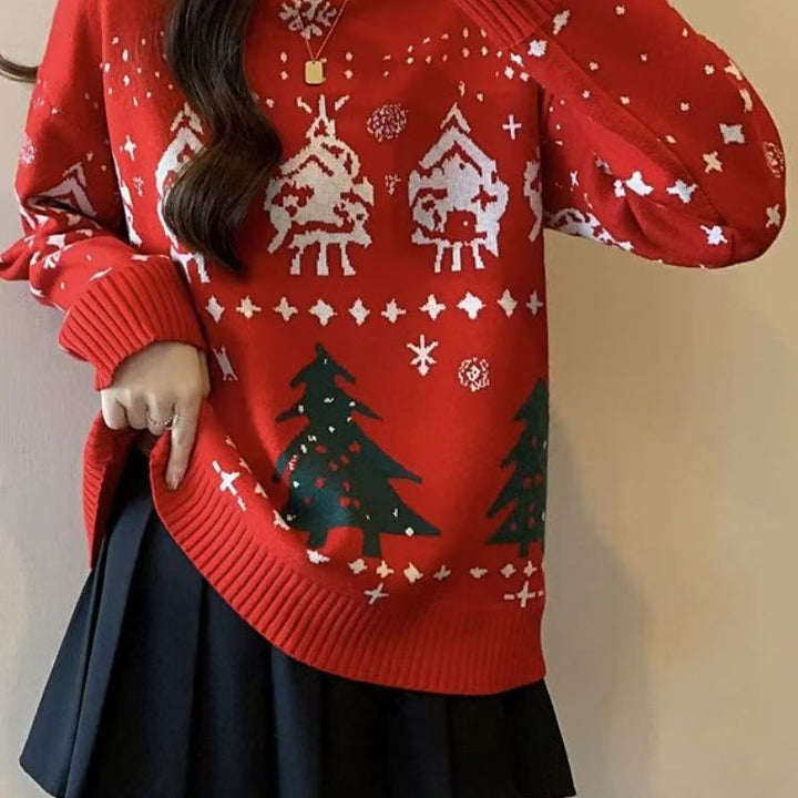 Christmas sweater with animal motif