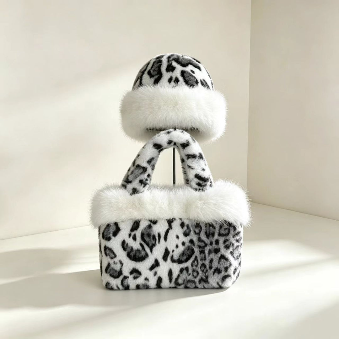 Winter Set: Handbag and Beanie in Leopard Design