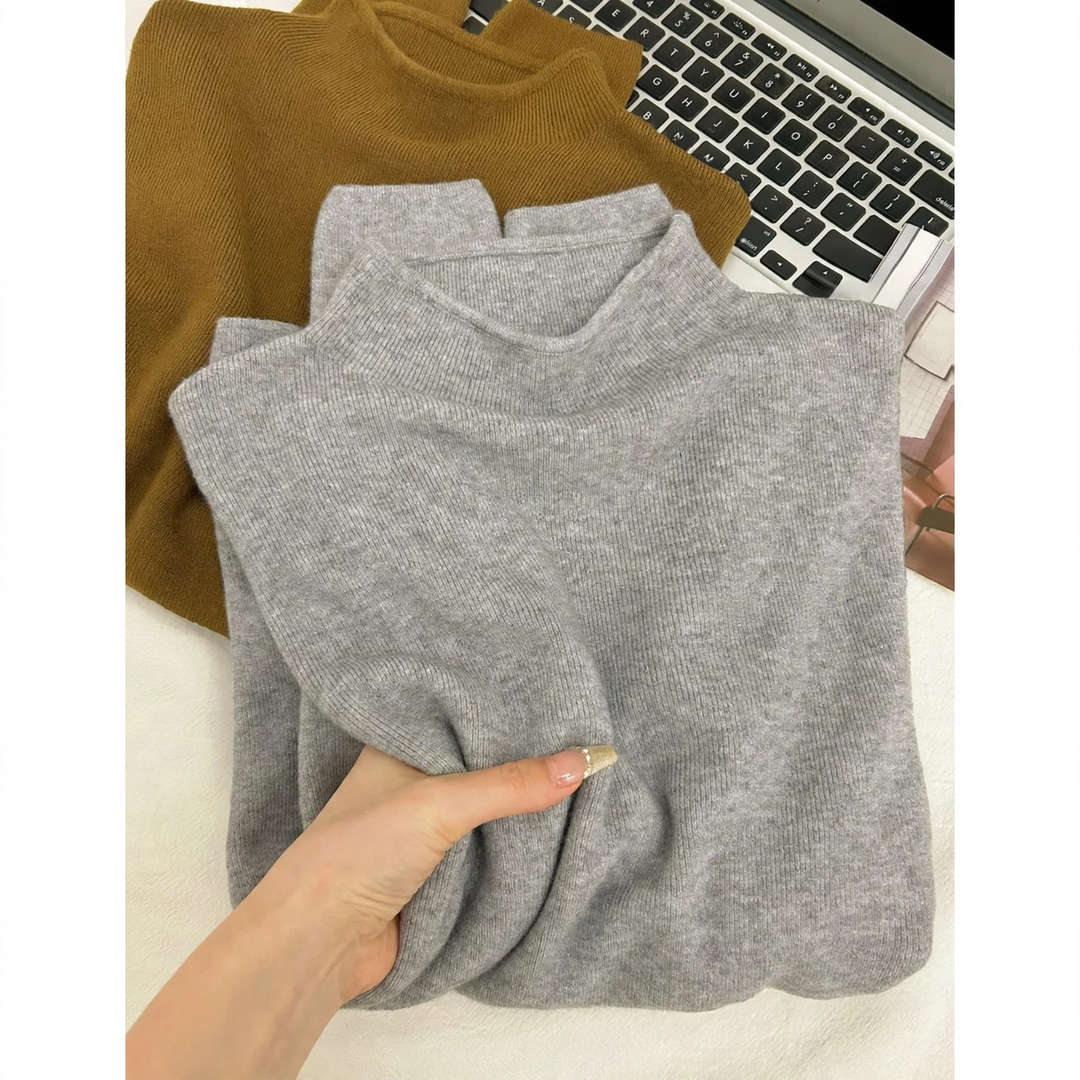 Women’s knit sweater with stand-up collar