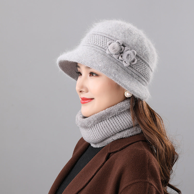 Women's Set: Rabbit Fur Hat and Scarf