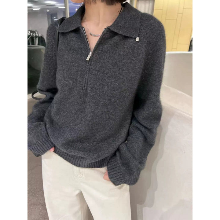 Knitted pullover with polo collar and zipper