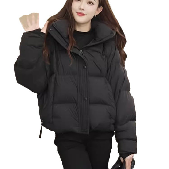 Short women's quilted jacket, hood, padded