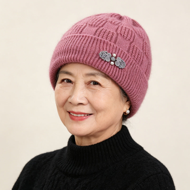 Knit set for women: hat and scarf, lined