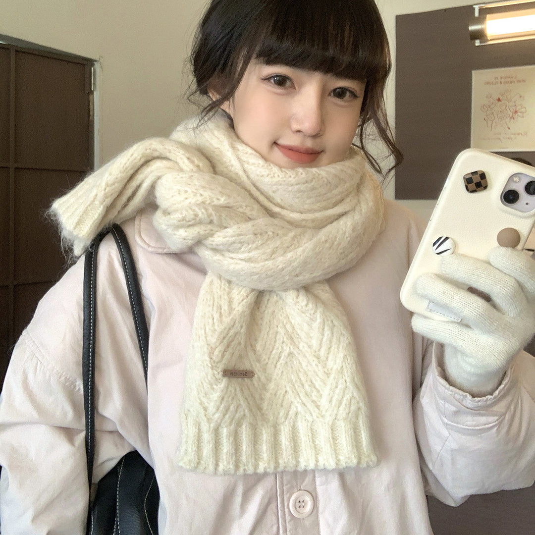 Knitted scarf made of alpaca wool blend, fashionable