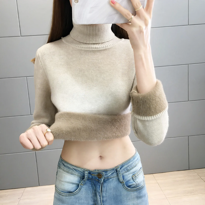 Padded women's turtleneck sweater, extra warm