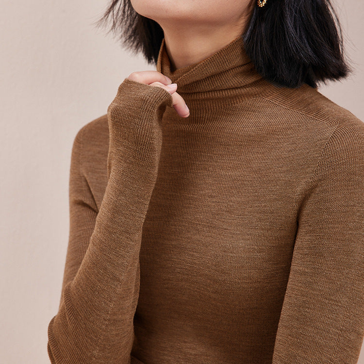 Ladies' wool sweater with stand-up collar, 100% wool