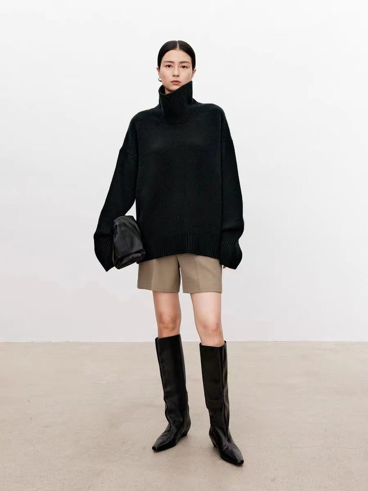 Ladies' wool sweater, high collar, loose fit, winter