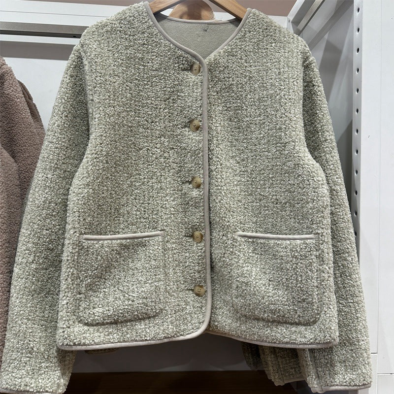 Women's cardigan made of lambskin imitation and fleece