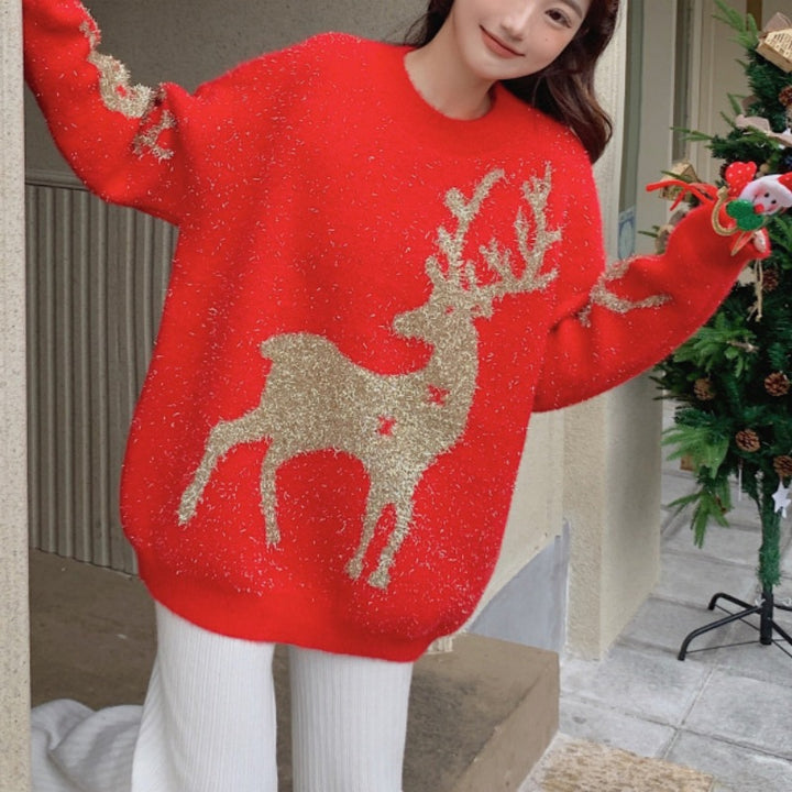 Christmas knitted sweater with animal motif