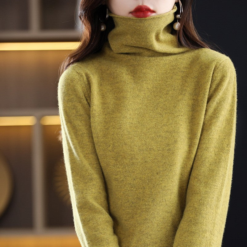 Women's wool sweater with stand-up collar made of 100% wool