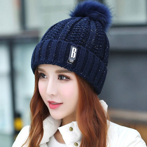 Knitted hat and scarf set, lined, for autumn and winter