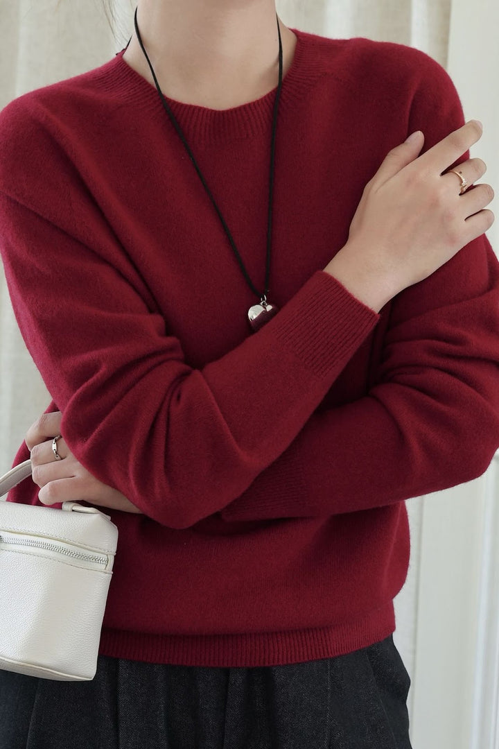 Women's wool sweater, V-neck, loose fit