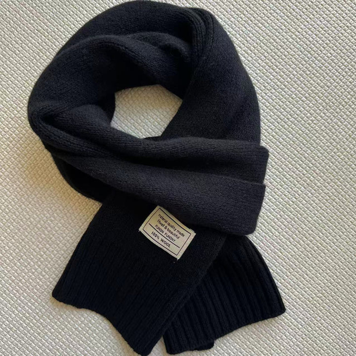 Scarf made of 100% pure wool