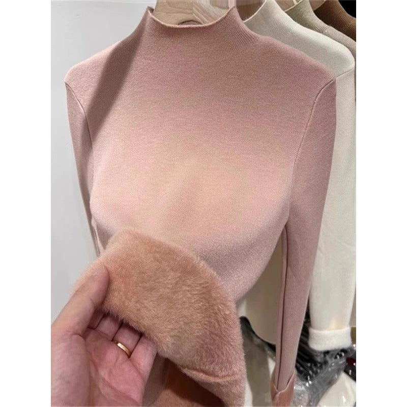 Women's sweater with stand-up collar and fleece lining