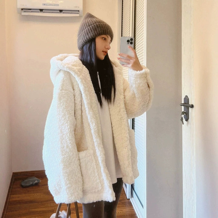 Mid-length lamb fleece coat with hood, lined