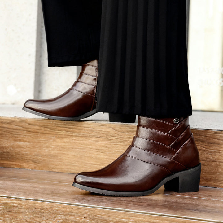 Men's Chelsea boots with subtle elevation