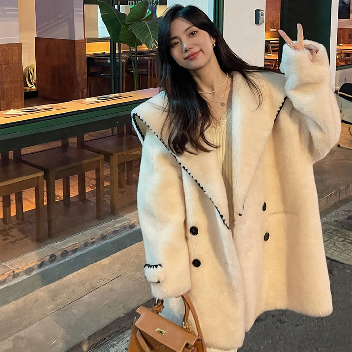 Teddy coat with sailor collar, women's