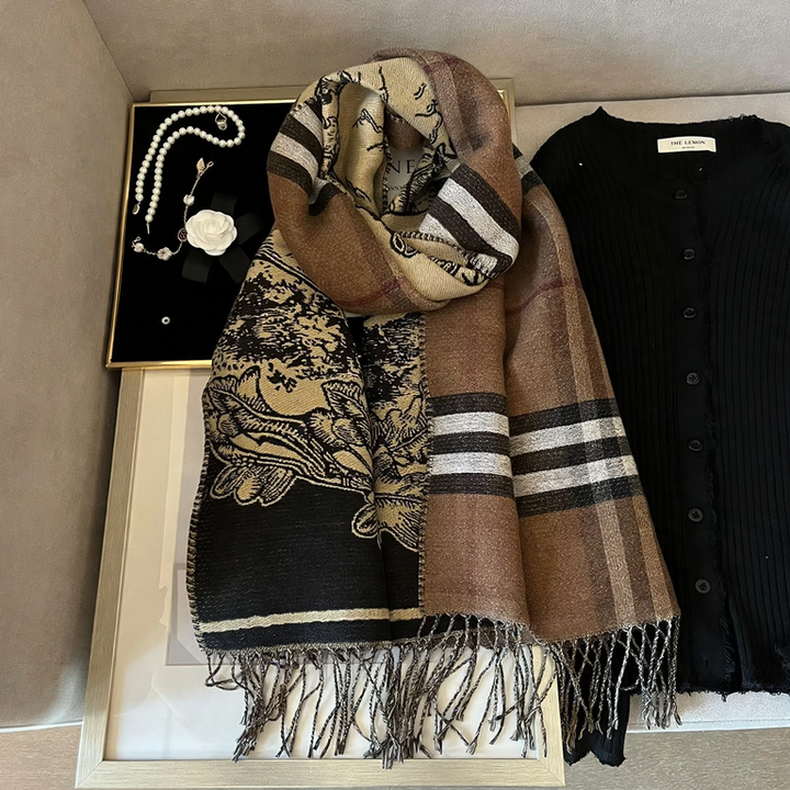 Large wool scarf with check pattern, 50x200cm