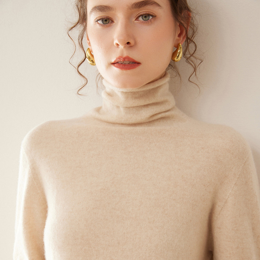 Soft cashmere sweater with stand-up collar