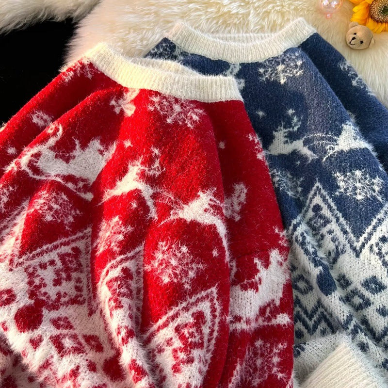 Loose knit sweater in streetwear style