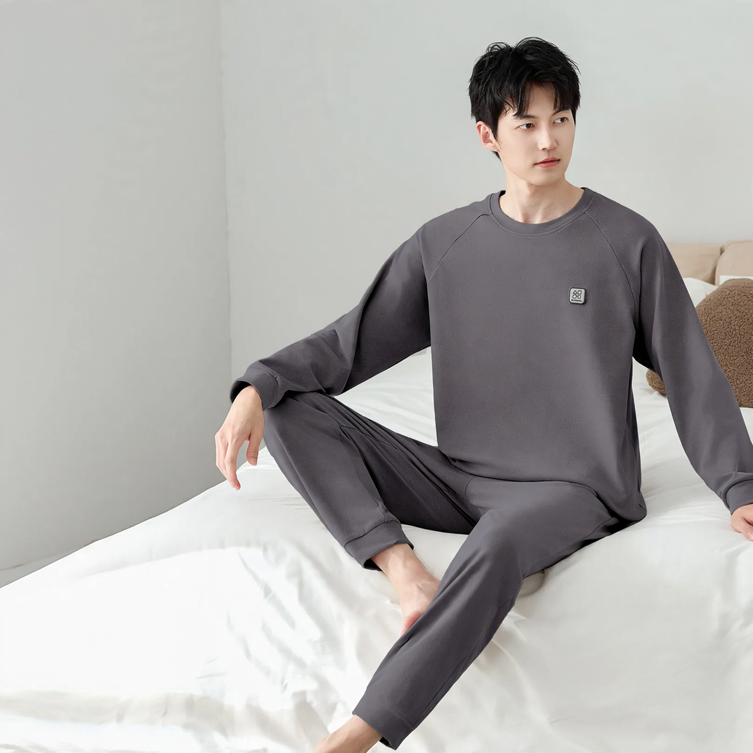 Modern men's house suit made of thermal fabric