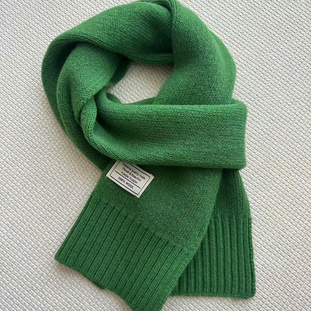 Scarf made of 100% pure wool