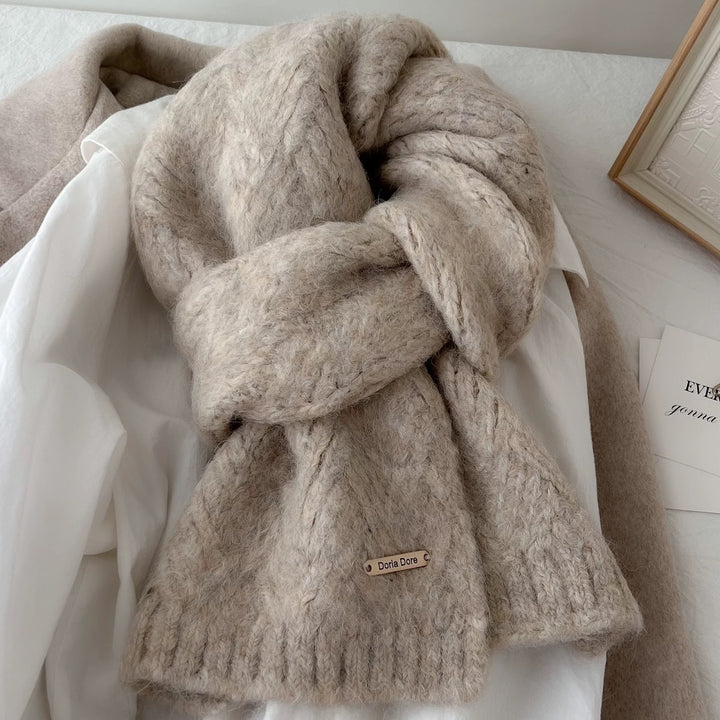 Alpaca wool blend knitted scarf, 22x162 cm
