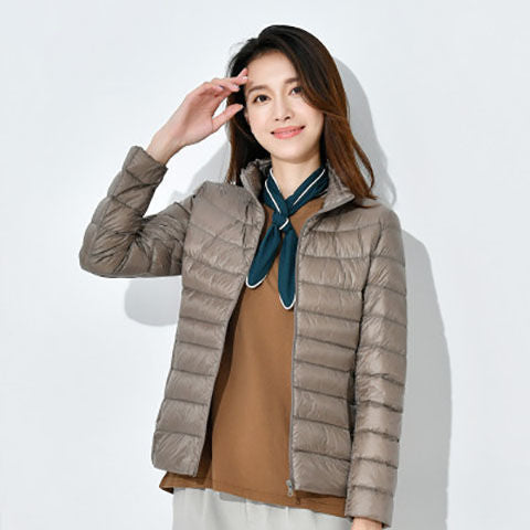 Ladies quilted jacket, short, fitted, with synthetic filling