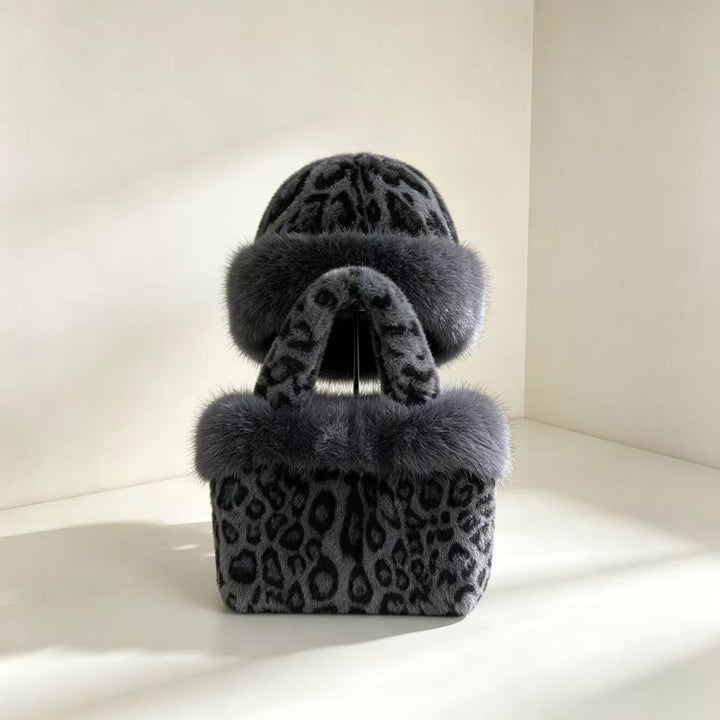 Winter Set: Handbag and Beanie in Leopard Design