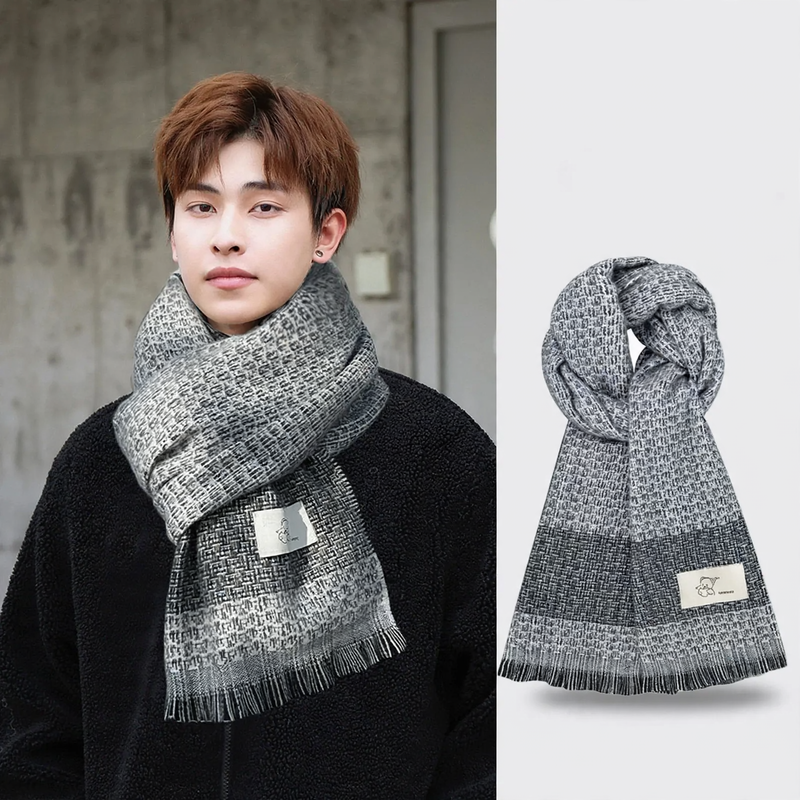 Classic checkered scarf, 200 cm, warming