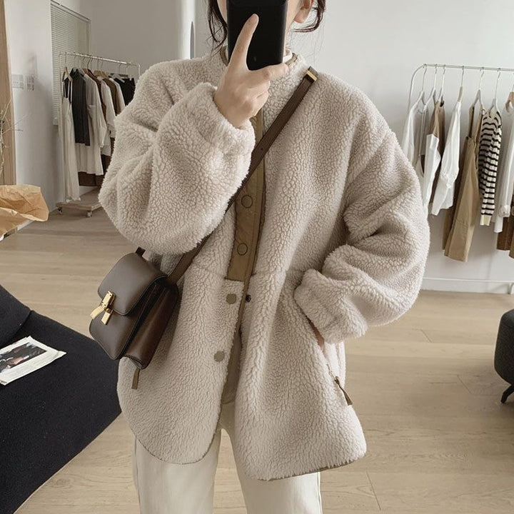 Lamb fleece coat, stand-up collar, with tie belt