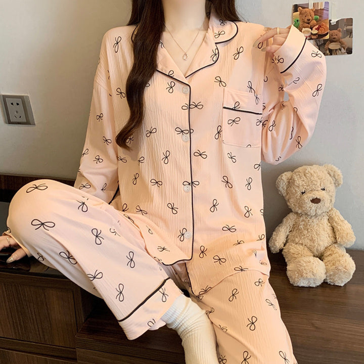 Women's pajamas, long-sleeved, with deer print