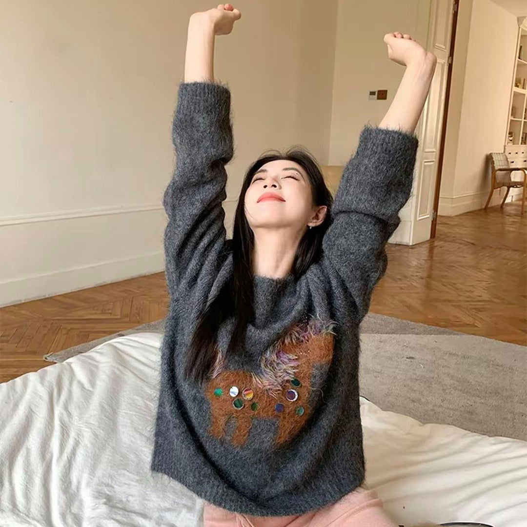 Women's knitted sweater with horse embroidery