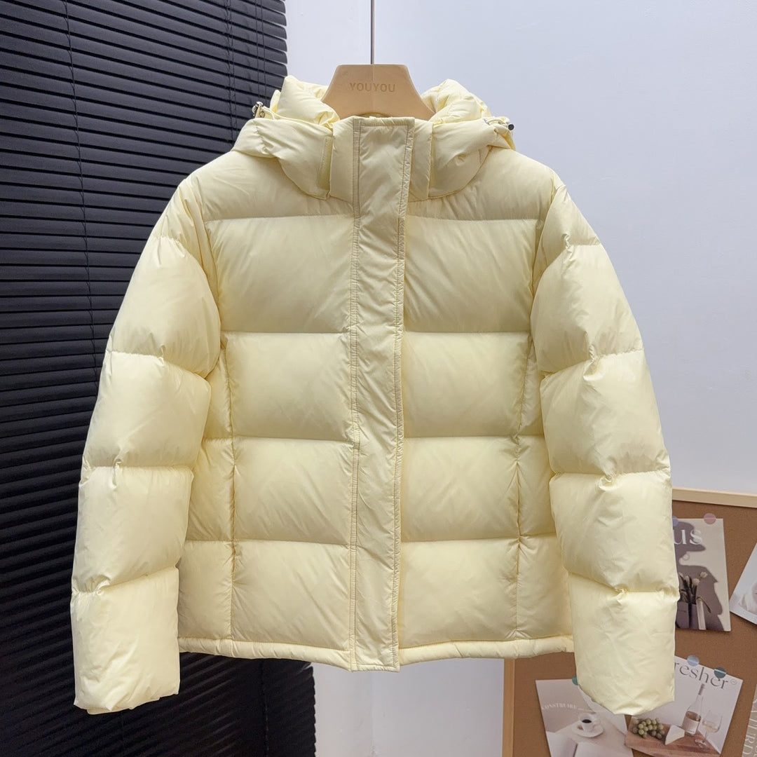 Short women's down jacket with removable hood