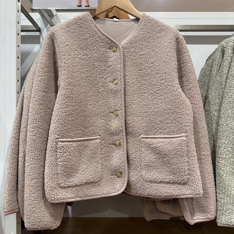 Women's cardigan made of lambskin imitation and fleece