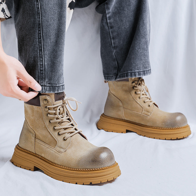 Padded men's work boots, vintage style