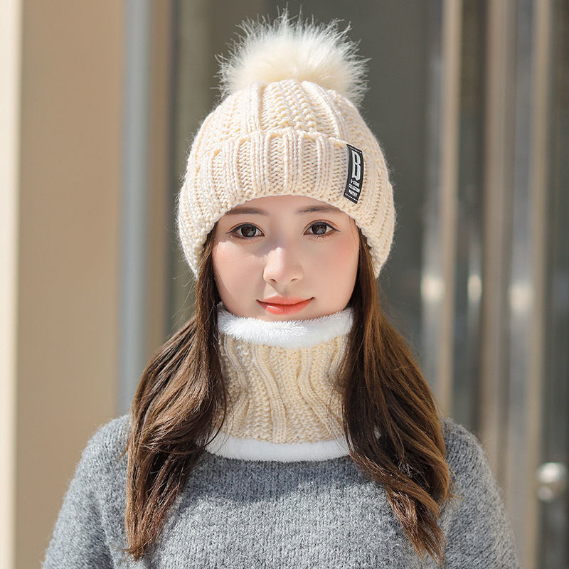 Lined knit beanie and scarf set
