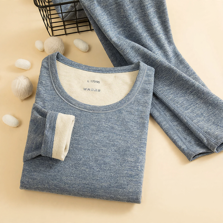 Warm underwear set made of wool and silk