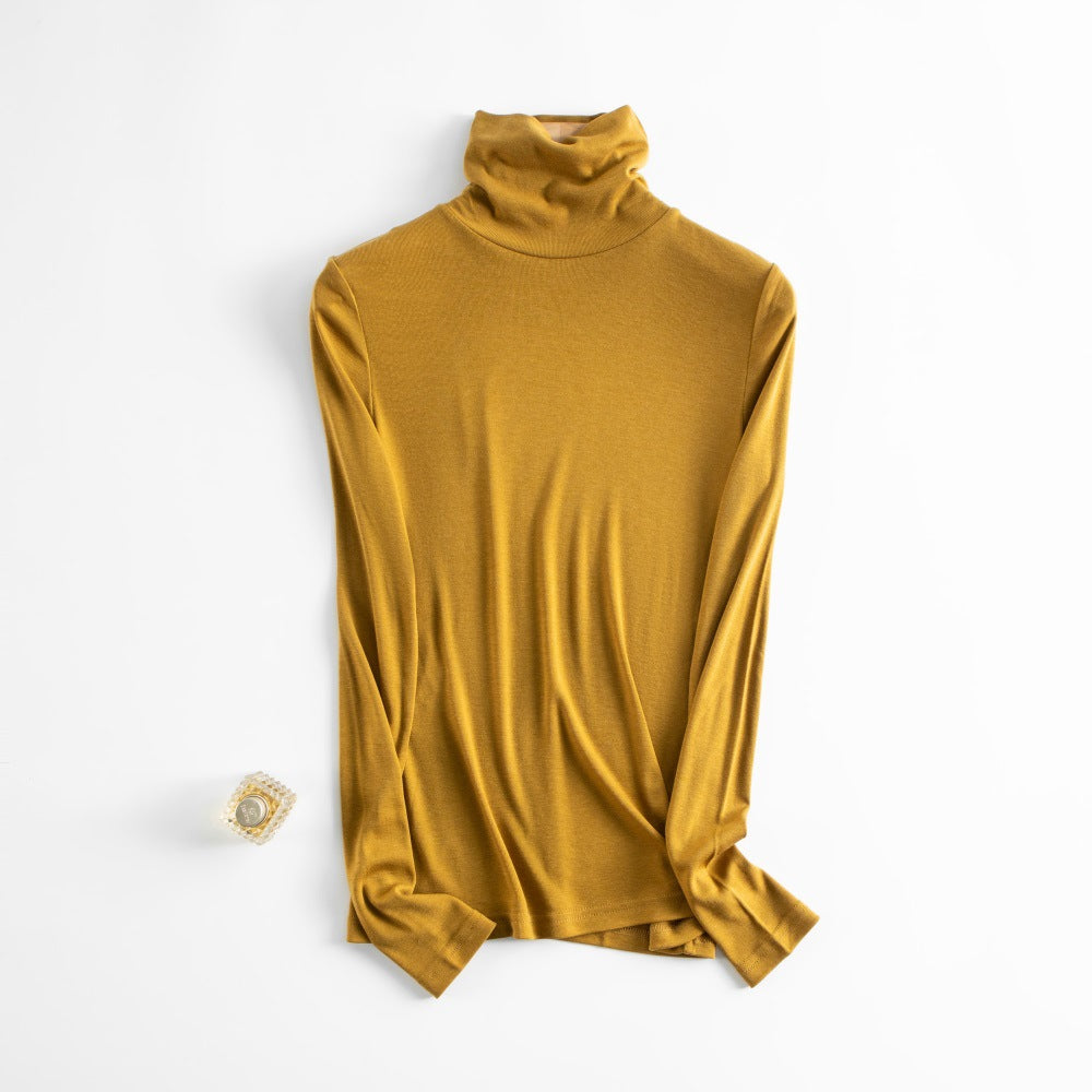 Elegant women's turtleneck sweater made of silk blend