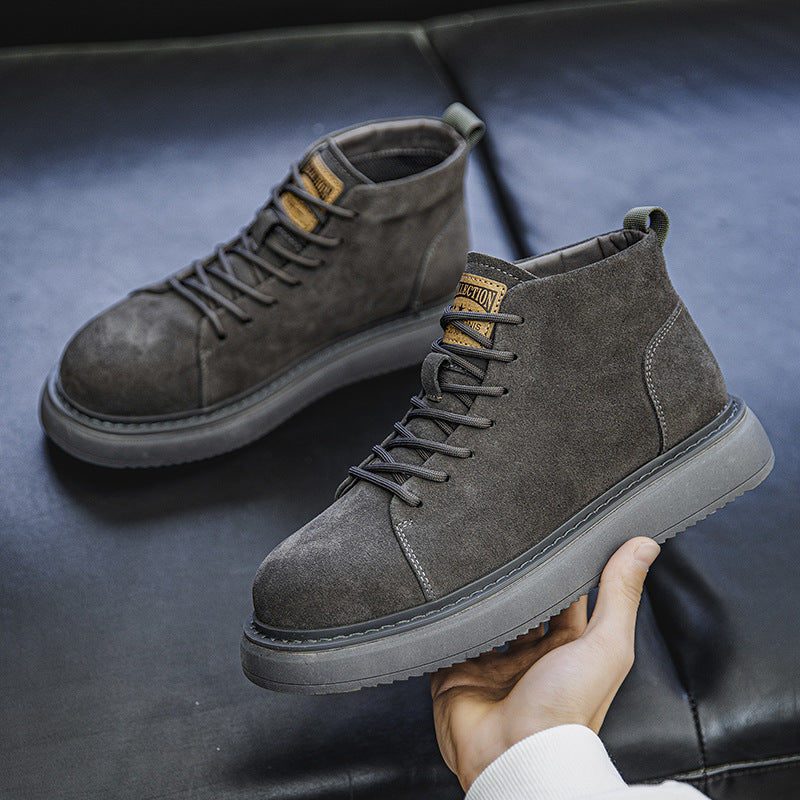 Men's vintage style boots with platform sole