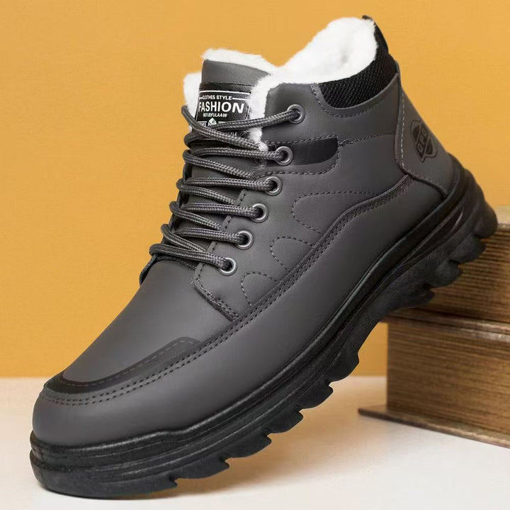 Padded men's winter boots, non-slip