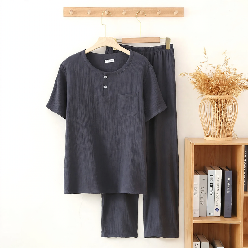 Men's pajamas made of double-layered muslin