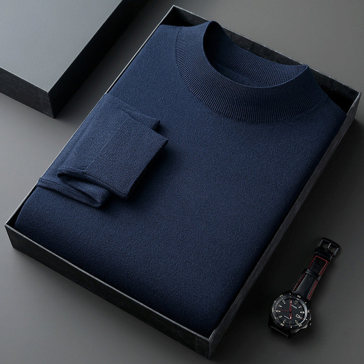 Men's pullover with stand-up collar, finely knitted